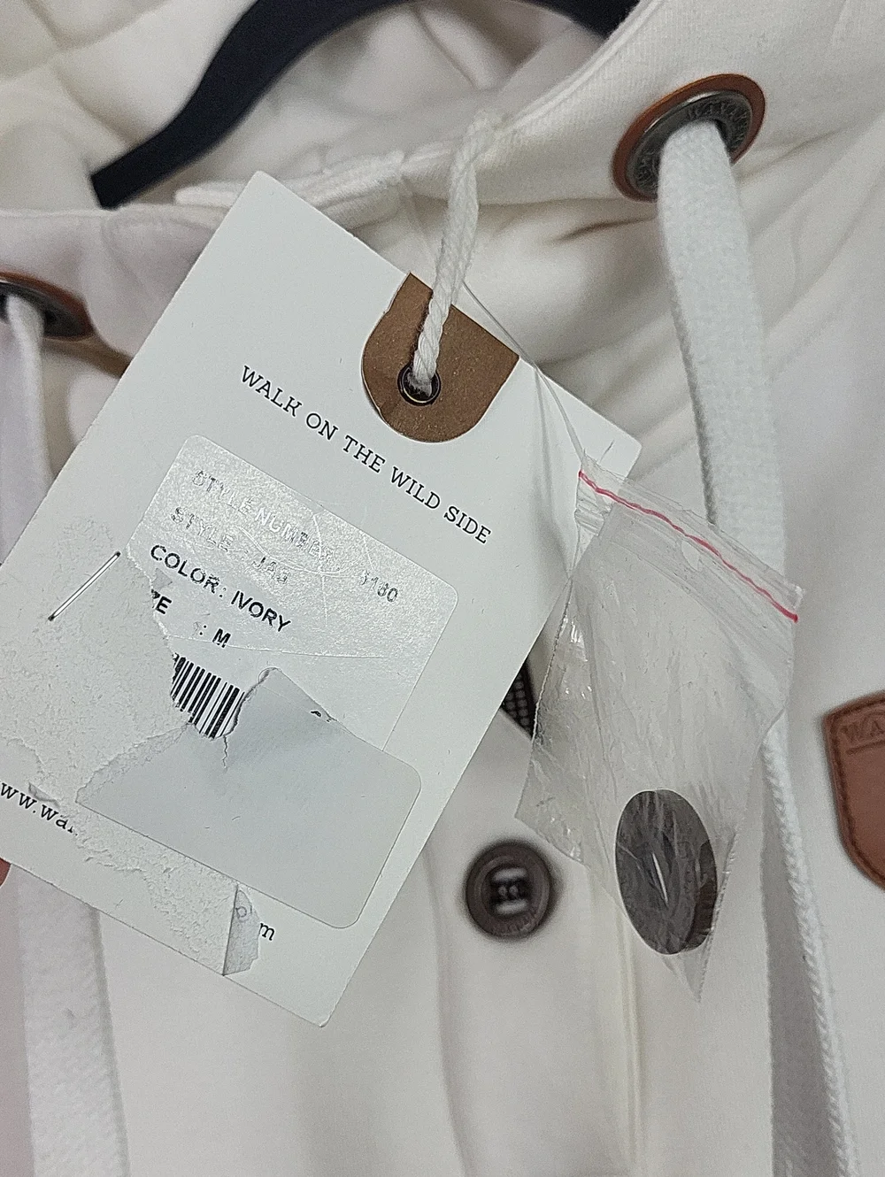 Wanakome Cream Funnel Neck Pullover with Button Placket. Size M
